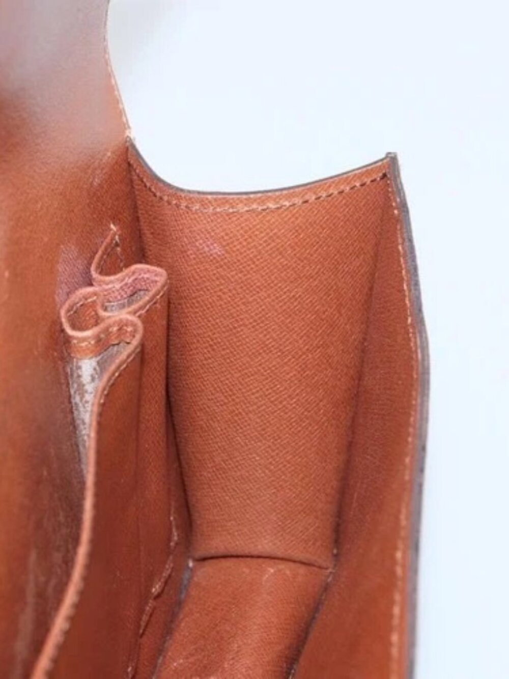 LOUIS VUITTON Monogram Chaillot Clutch Bag M51786 LV Auth 166452 - Picture 14 of 16